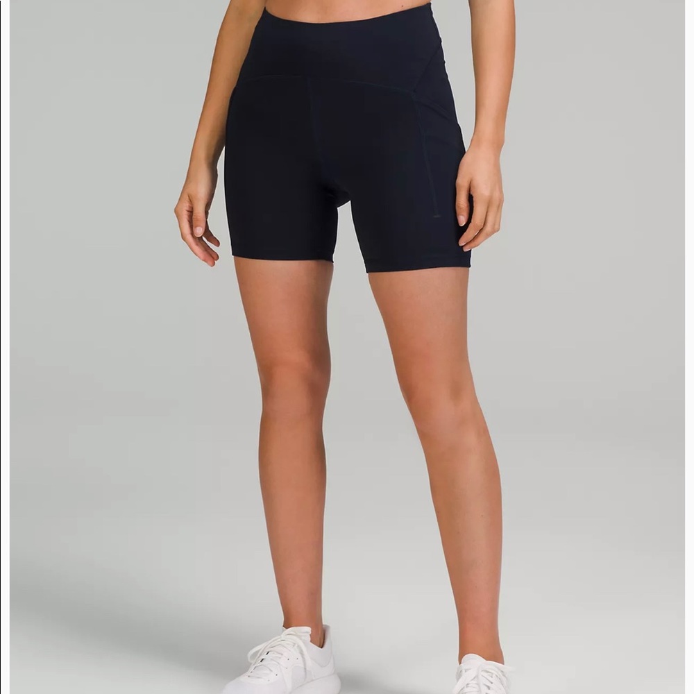 Lululemon bikers shorts